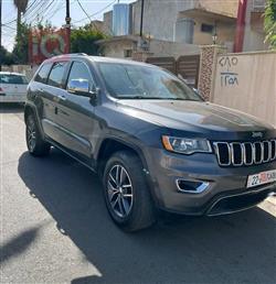 جیپ گراند شیرۆکی